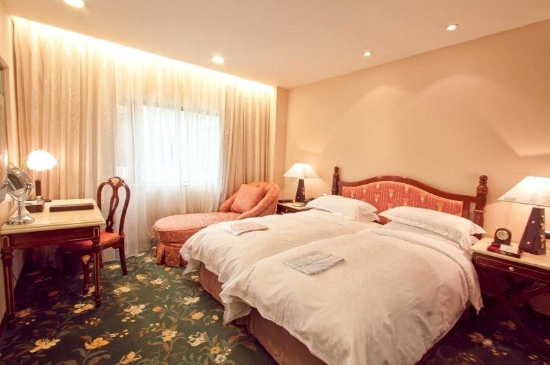 Royal Seasons Hotel Beitou Taipé Exterior foto