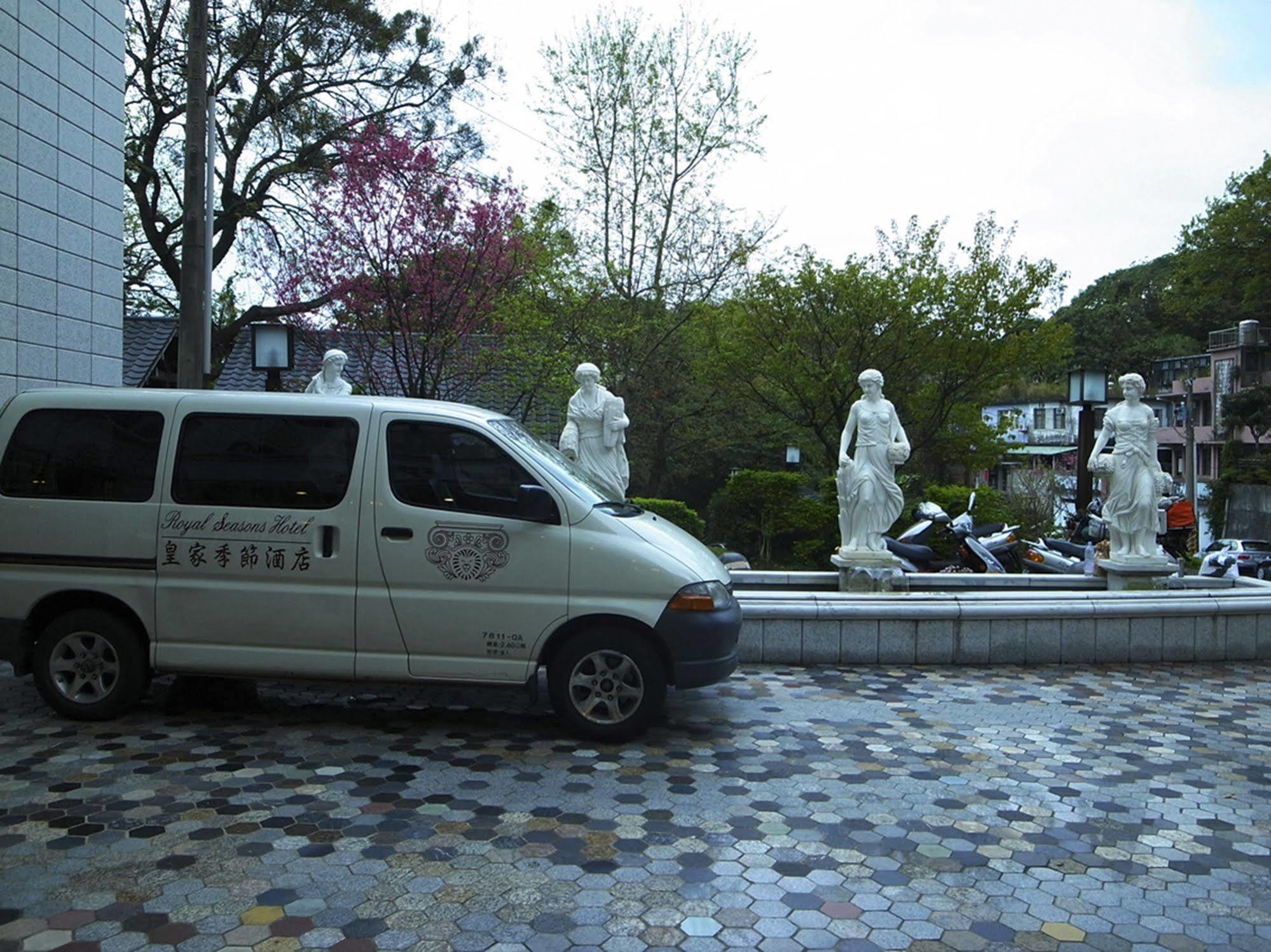 Royal Seasons Hotel Beitou Taipé Exterior foto