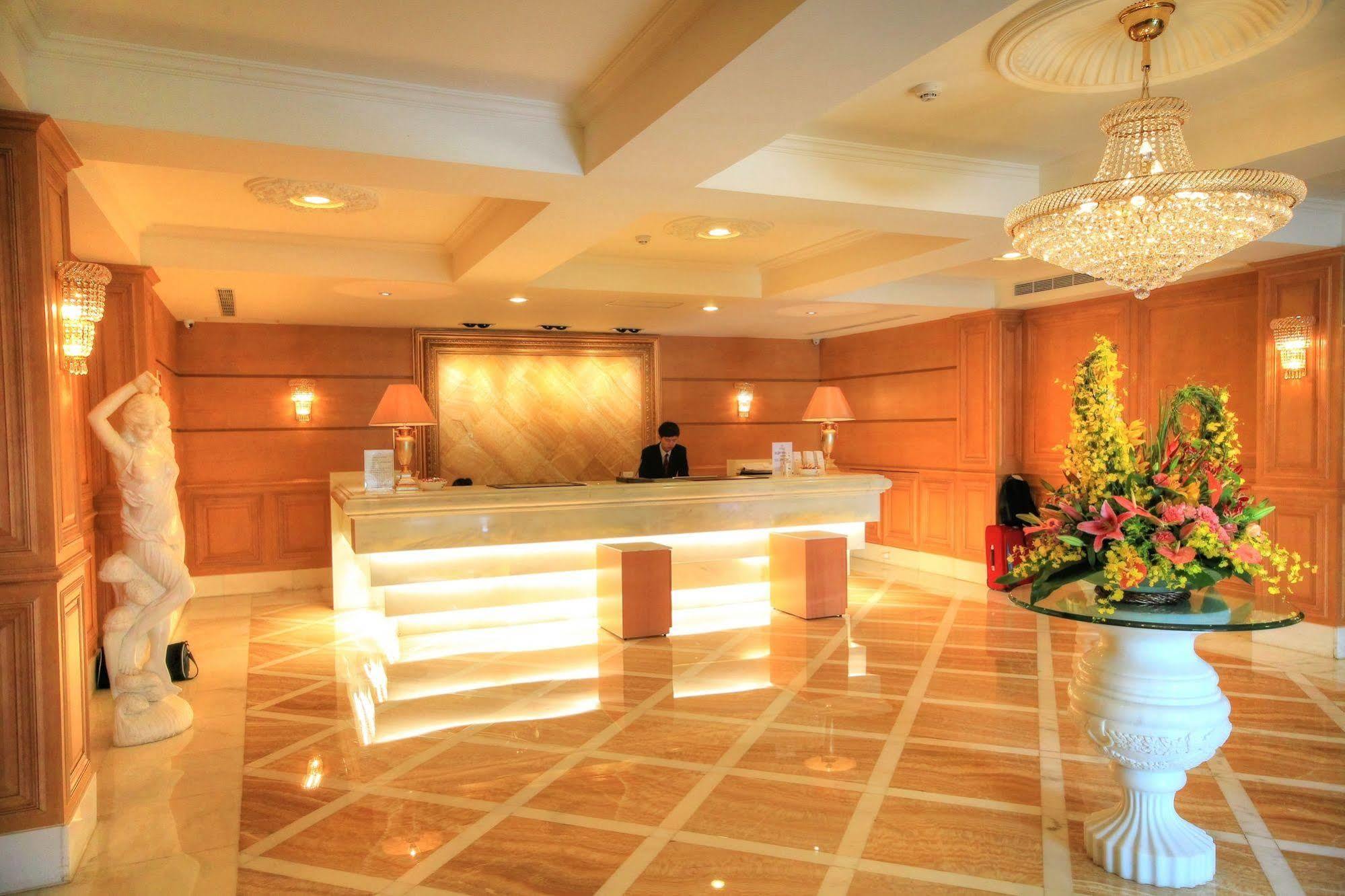 Royal Seasons Hotel Beitou Taipé Exterior foto
